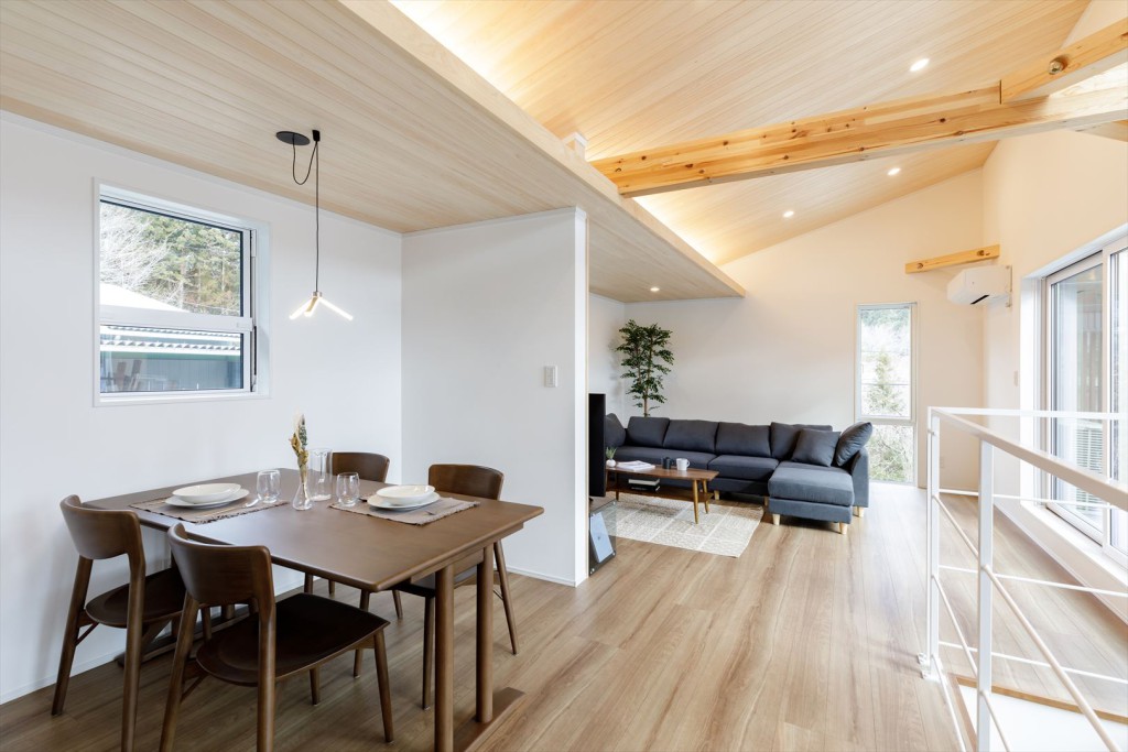 勾配天井でオシャレな空間を作りませんか？