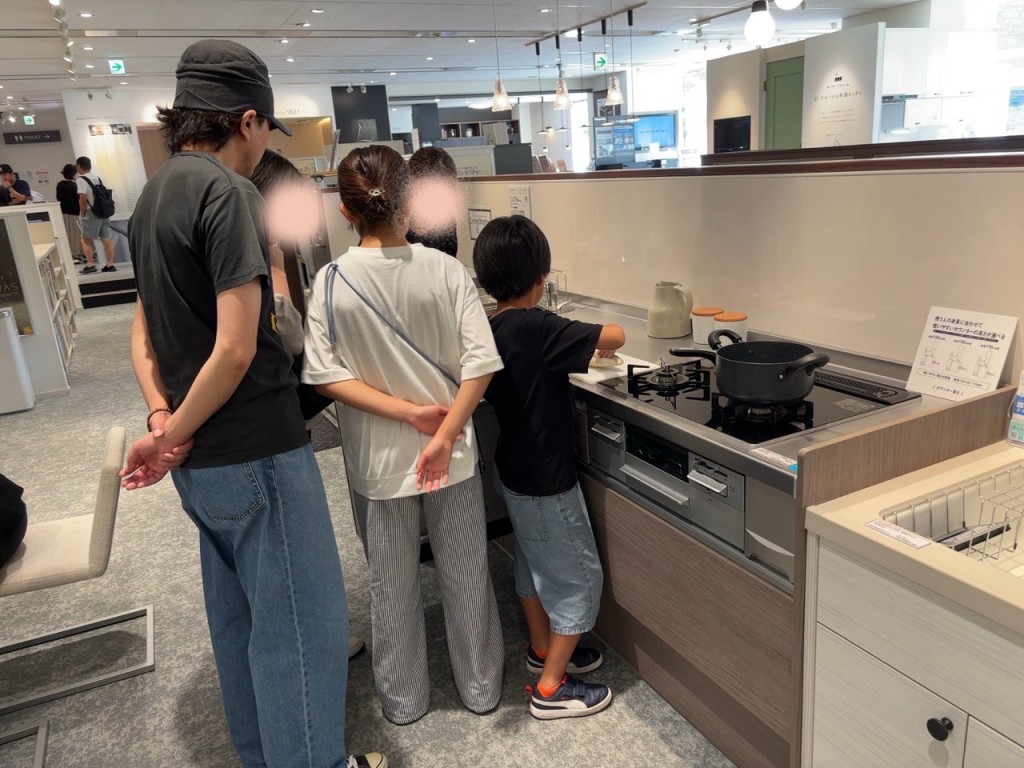 家族で楽しむショウルーム体験